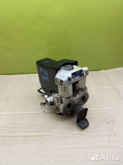 Блок ABS Mercedes E-Class W124