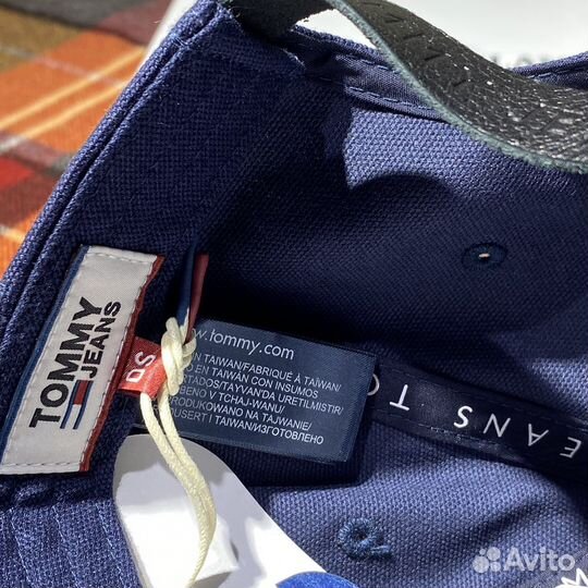 Tommy hilfiger кепка новая