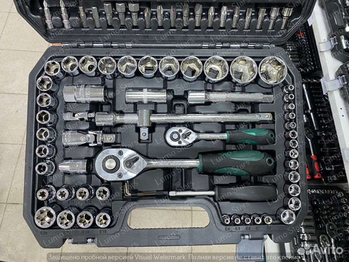 Набор инструментов, ключей в кейсе 108