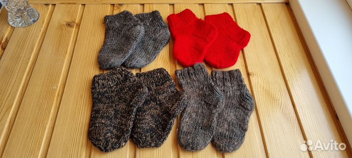 Детские вещи. Сандалии, ботиночки, туфли, носки