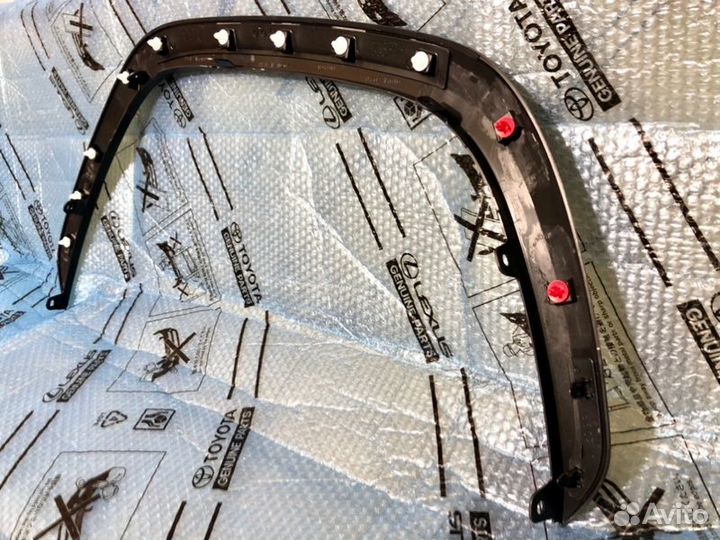 Расширитель крыла передний левый Toyota Lc 300