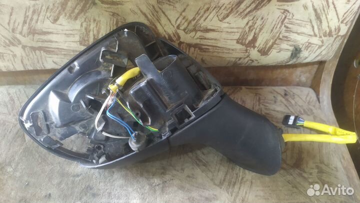 Renault kaptur зеркало правое