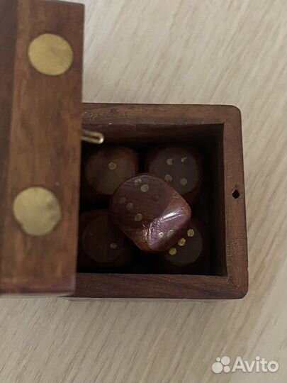 Кости игральные в шкатулке, красное дерево, латунь