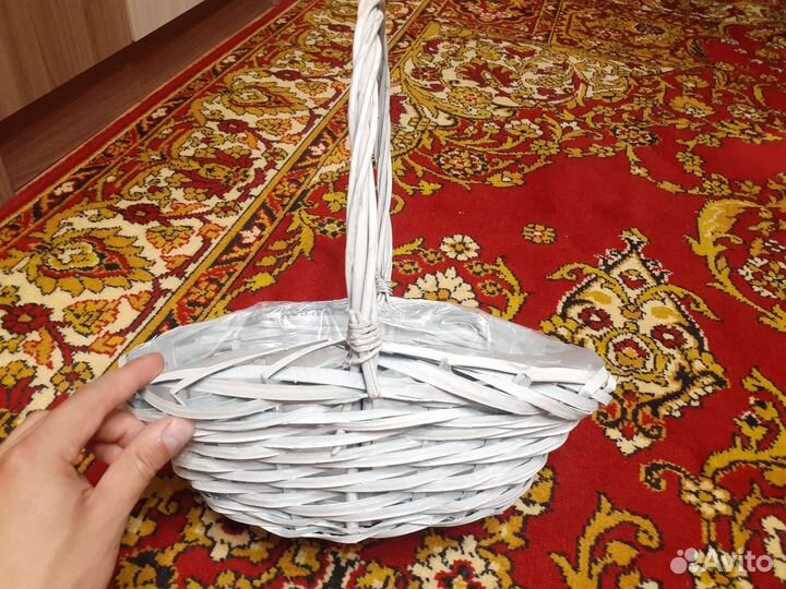 Корзина плетеная