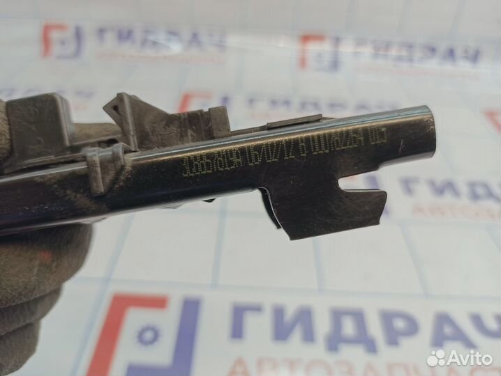 Механизм регулировки ремня безопасности Volkswagen