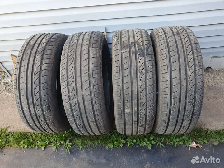 Sunfull Mont-Pro HP881 225/55 R19 99V