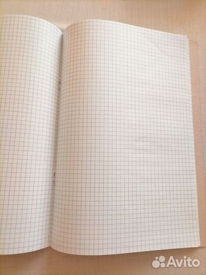 Тетради в клетку 48 и 72 листов