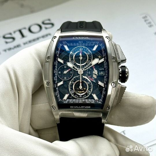 Часы cvstos Challenge II