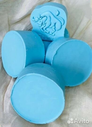 Воск пчелиный цветной