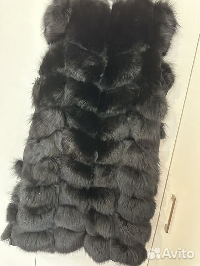 Безрукавка женская удлиненная теплая