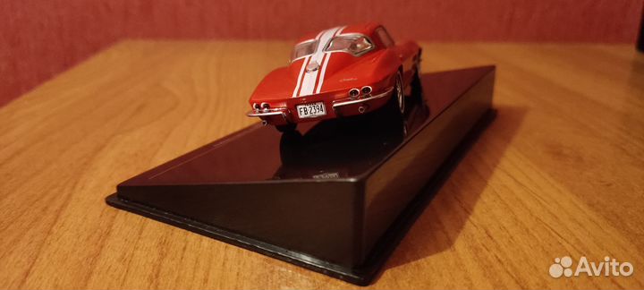 Модель 1/43 Chevrolet Corvette Stingray 1963
