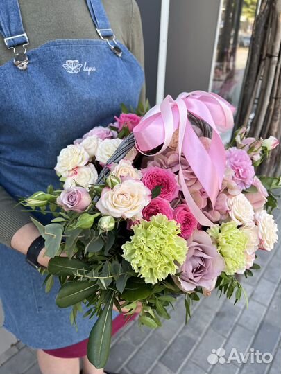 Корзина с цветами