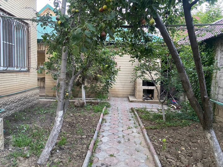 Дом 210 м² на участке 2 га