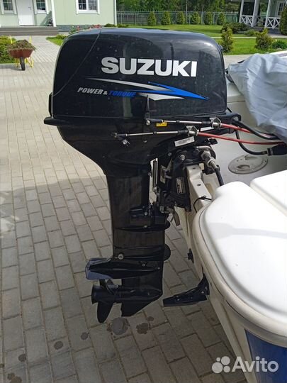 Suzuki 30 DT комплект из 3-х гребных винтов