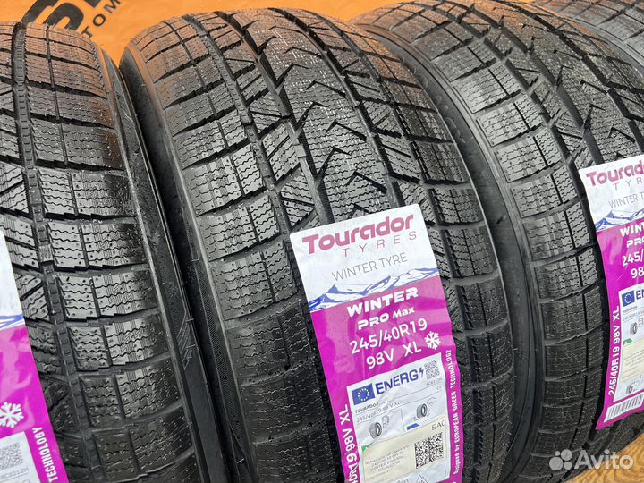 Tourador Winter Pro TSU1 245/40 R19 98V