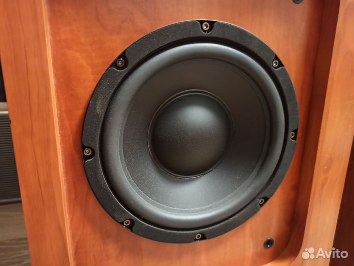 Напольная акустика jamo S606