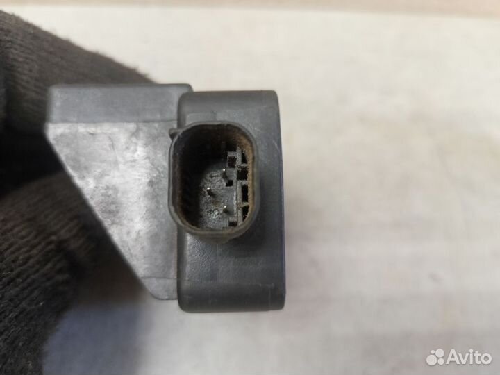 Датчик ускорения Мерседес