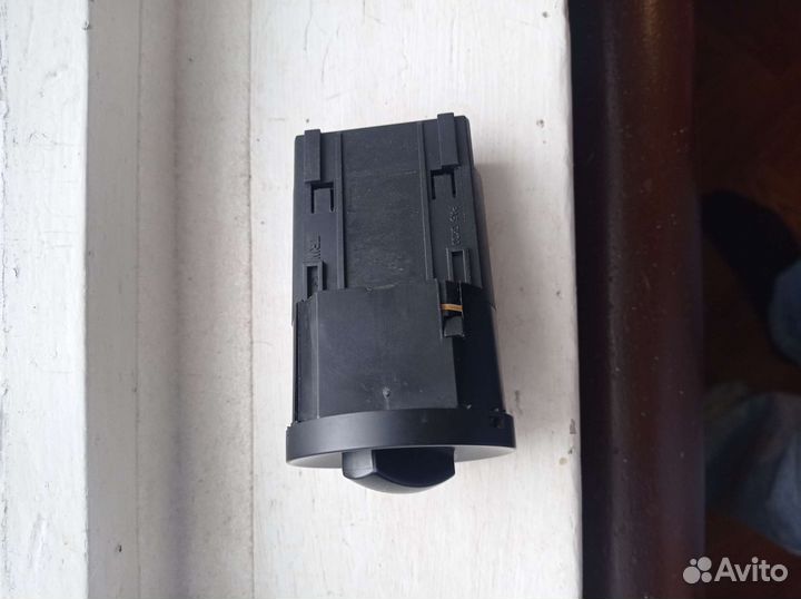 Регулятор переключения света (фольксваген поло )