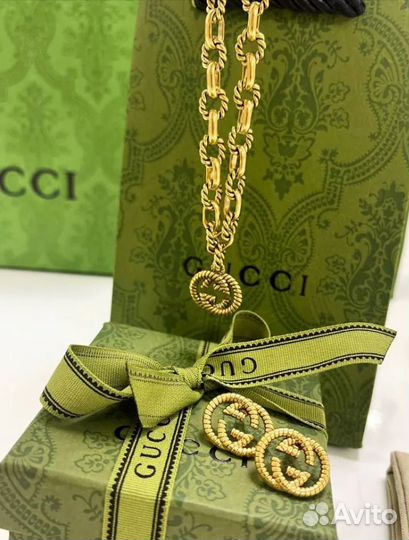 Колье, браслет и серьги в образе gucci Double G