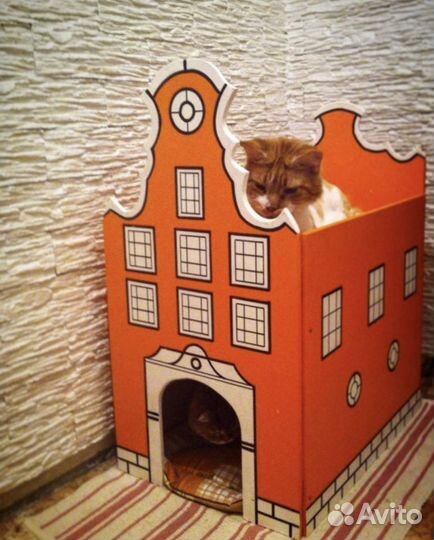 Домик деревянный