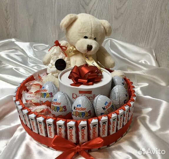 Торт из Киндера (подарок 8 марта)