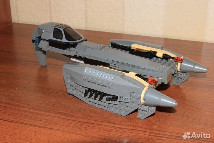 Lego Star Wars 8095 General Grievous Starfighter