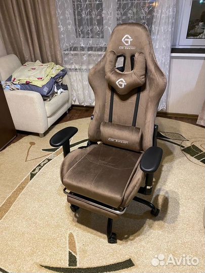 Офисное компьютерное кресло