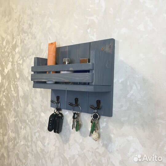 Ключница настенная деревянная