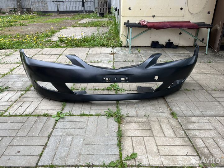 Передний бампер Mazda 6 GG 2005