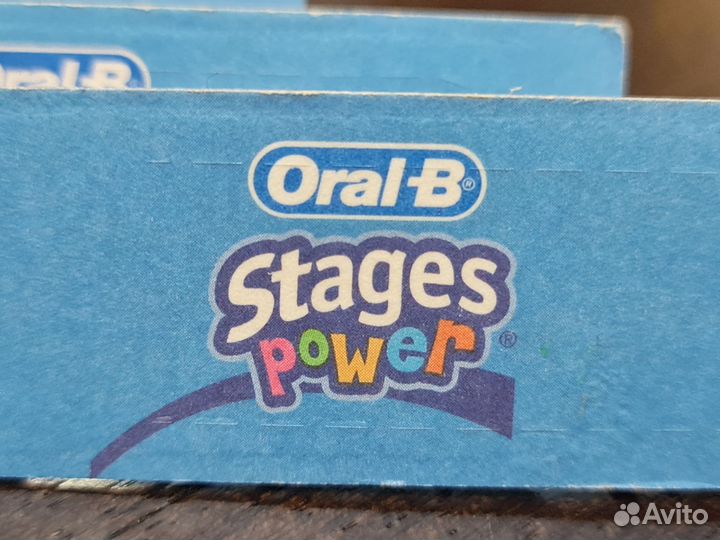 Насадки на детскую зубную щетку Oral-B Stages