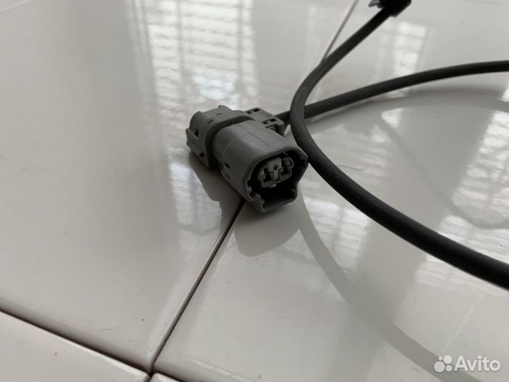 Датчик ABS Toyota Hilux GGN15 895160K010