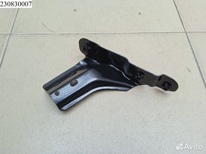 Кронштейн крыла переднего правого VW Polo