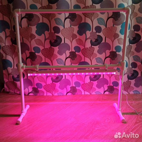 Подставка для фитолампы, длина 70, высота 70/90 см