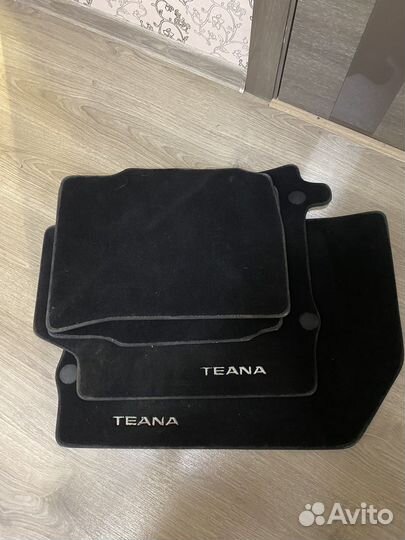 Коврики в салон Nissan L33