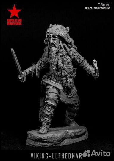 Revoltion Miniatures Viking - Ulfhednar, 75мм