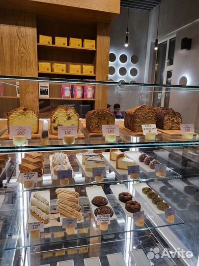 Уборщица-посудомойщица в кофейне