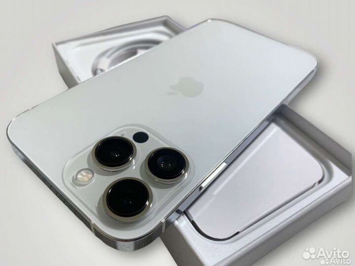 iPhone xr 128 в корпусе 14 pro белый