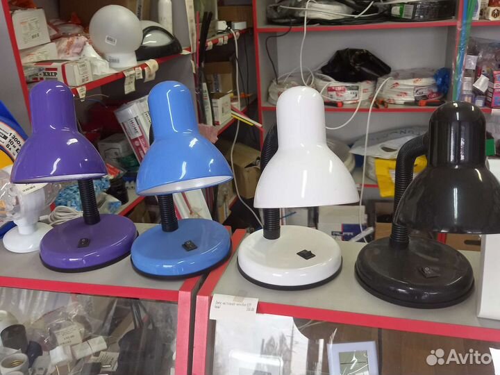 Лампа настольная