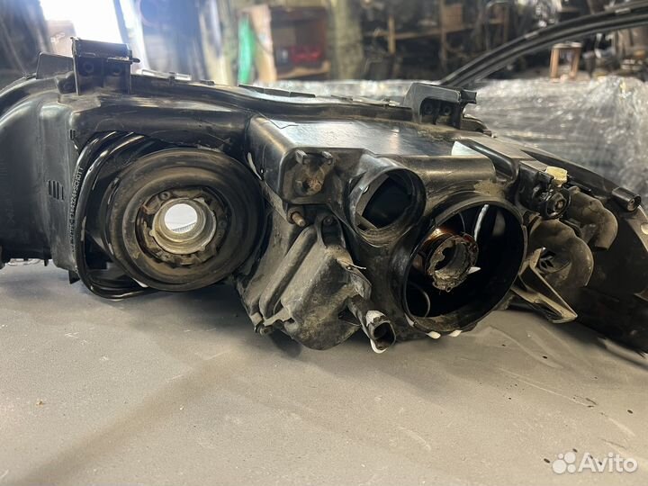 Фара правая рест бмв е39