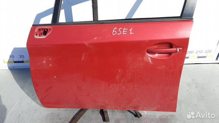 Дверь передняя левая Toyota Prius