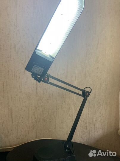 Лампа настольная