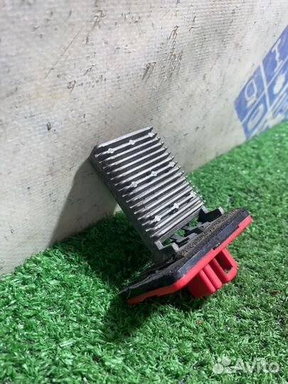 Резистор отопителя Daewoo Nubira универсал 2.0