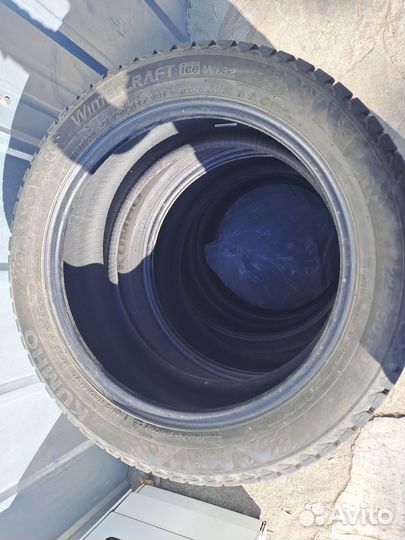 Kumho WinterCraft Ice Wi32 225/50 R17 98T