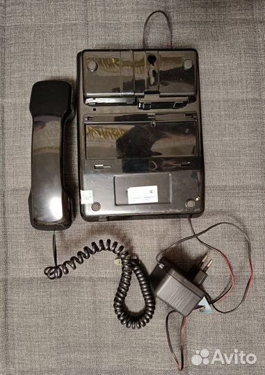 Телефон