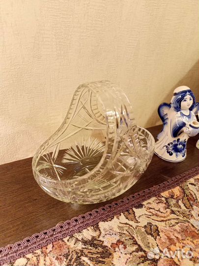 Корзинка хрустальная гдр