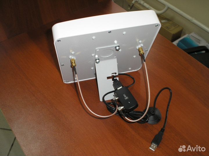 Антенна 4G LTE AX-2513P home mimo 13дБ 2xSMAmale