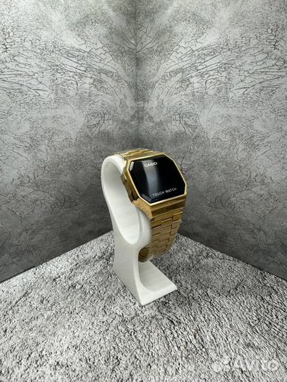 Часы Casio touch watch