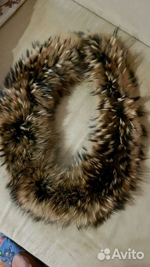 Воротник из енота