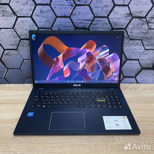 Ноутбуки 8Gb, SSD, список с фотографиям