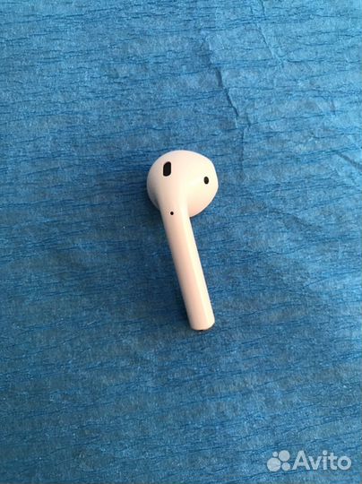 AirPods 1 наушник правый